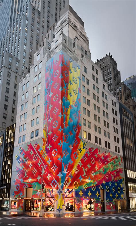 louis vuitton new york saks fifth ave|louis vuitton saks nyc.